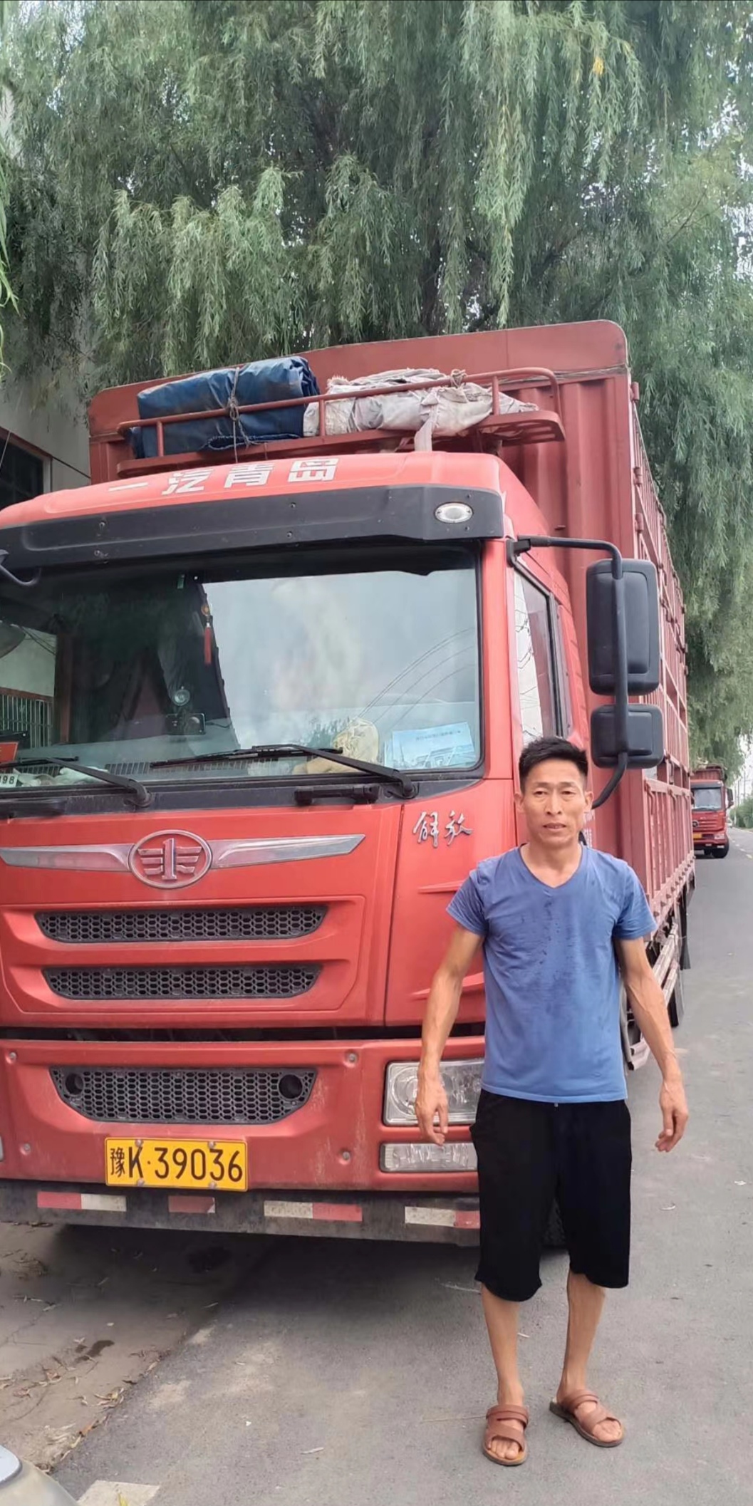 河南周口智能化多功能全自動衛(wèi)生紙復(fù)卷機